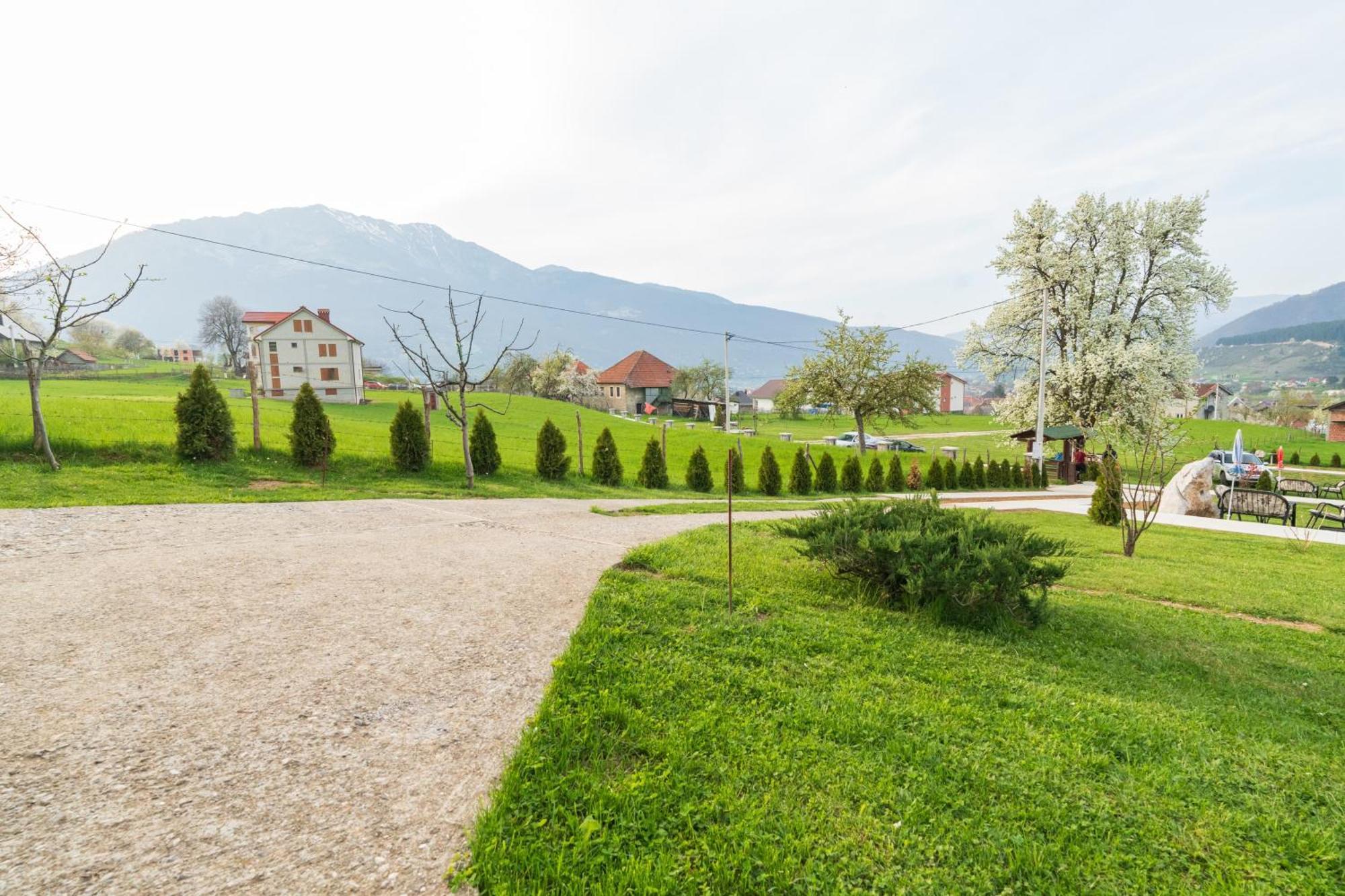 Salerno Camp Villa Plav Bagian luar foto