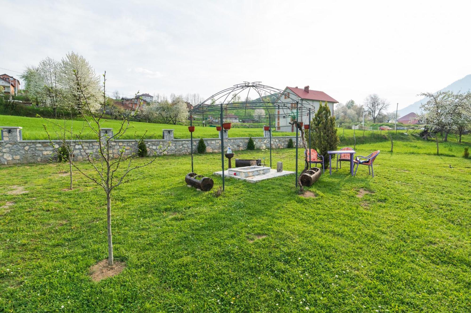 Salerno Camp Villa Plav Bagian luar foto