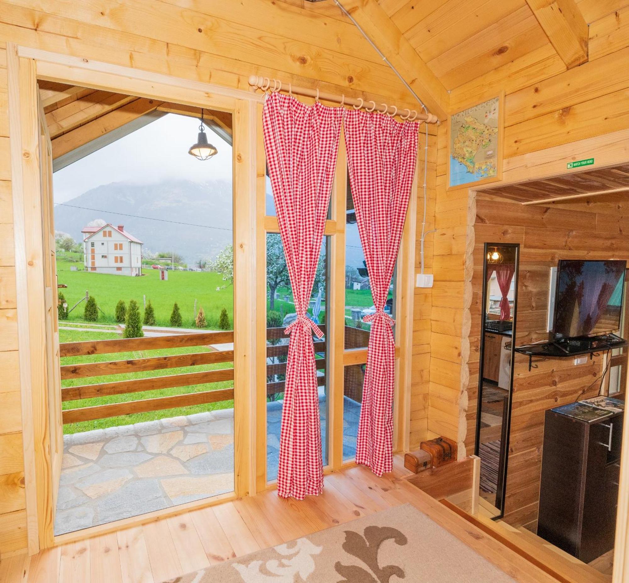Salerno Camp Villa Plav Bagian luar foto
